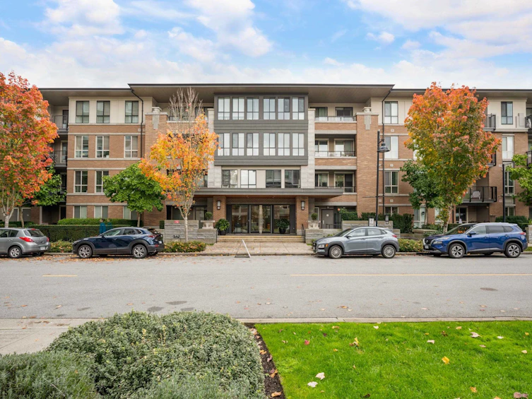 108-3107 Windsor Gate, Coquitlam, BC, V3B 0L1 - 2