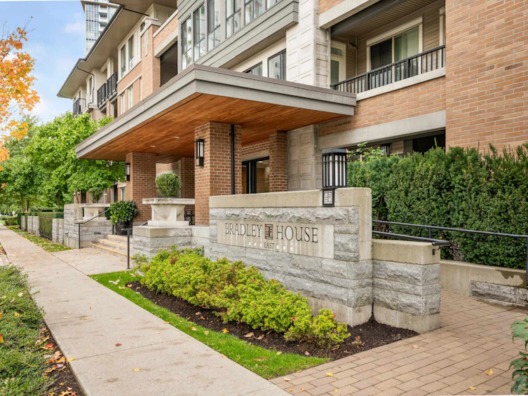 108-3107 Windsor Gate, Coquitlam, BC, V3B 0L1 - 3