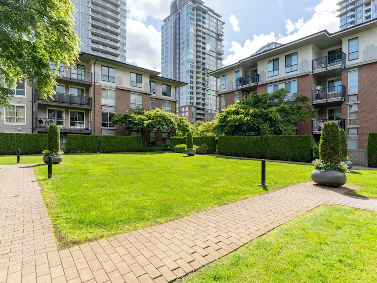 108-3107 Windsor Gate, Coquitlam, BC, V3B 0L1 - 34