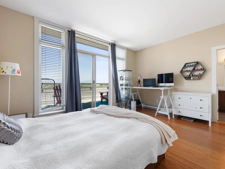410-6233 London Road, Richmond, BC, V7E 3S3 - 10