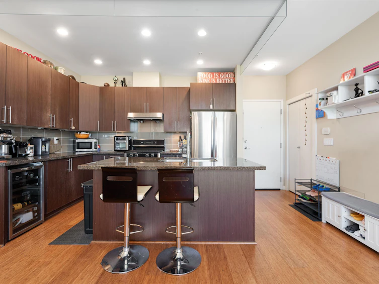 410-6233 London Road, Richmond, BC, V7E 3S3 - 5