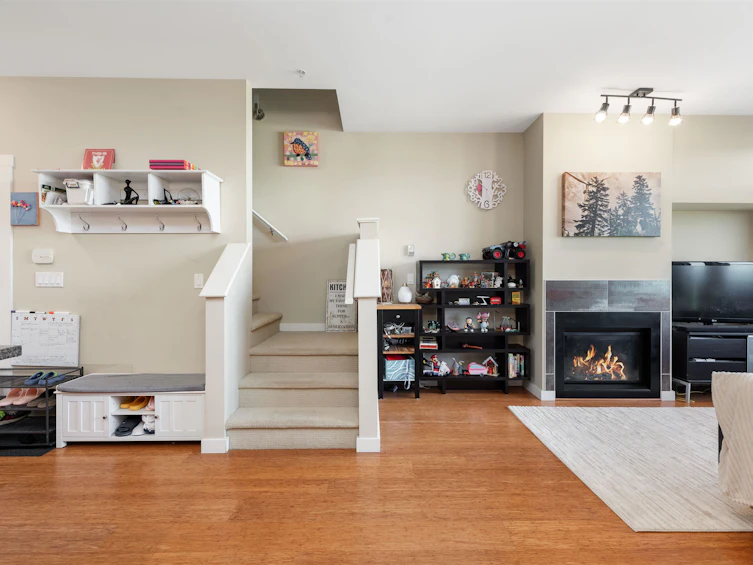 410-6233 London Road, Richmond, BC, V7E 3S3 - 4