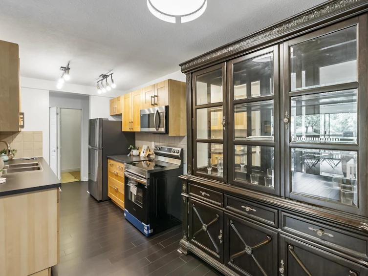 217-9672 134 Street, Surrey, BC, V3T 5L5 - 8