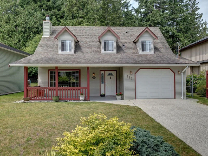 593 Ocean View Drive, Gibsons BC
