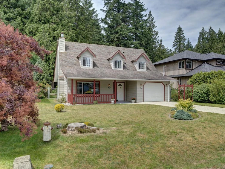 593 Oceanview Drive, Gibsons, BC, V0N 1V5 - 2