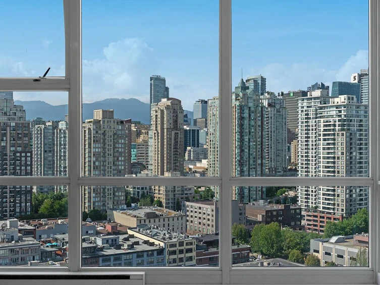 2705-193 Aquarius Mews, Vancouver, BC, V6Z 2Z2 - 3
