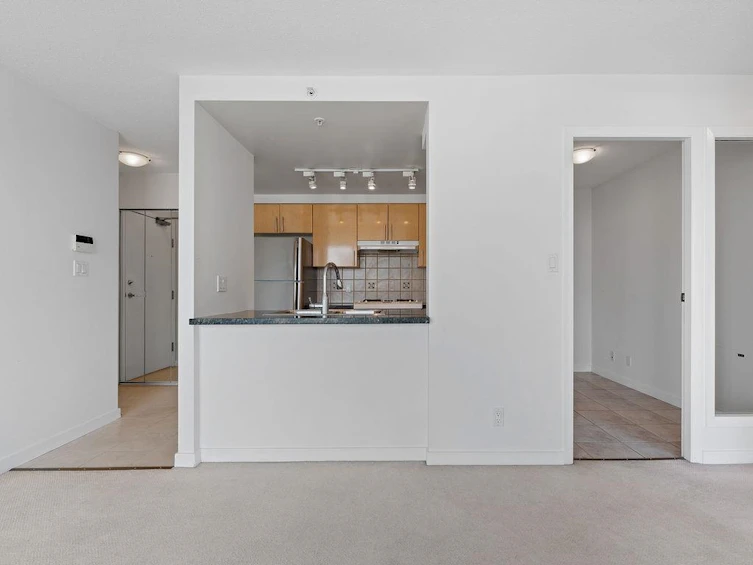 2705-193 Aquarius Mews, Vancouver, BC, V6Z 2Z2 - 11