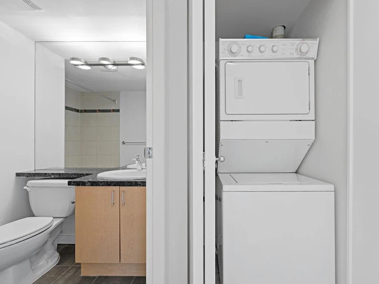2705-193 Aquarius Mews, Vancouver, BC, V6Z 2Z2 - 18