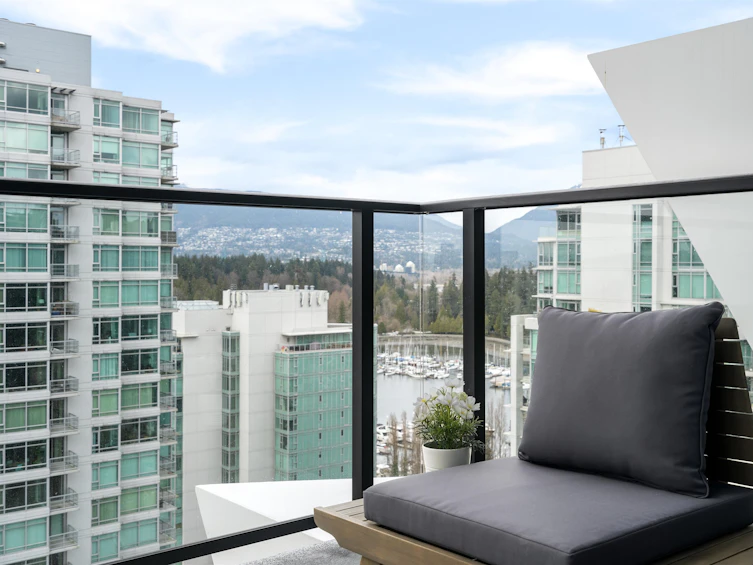 2105-620 Cardero Street, Vancouver, BC, V6G 0C7 - 2