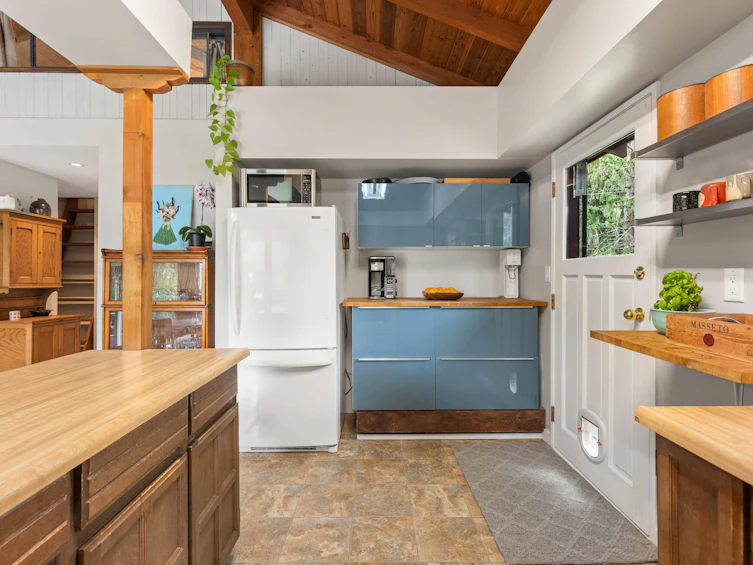 1553 Fraser Road, Pemberton, BC, V0N 2L0 - 12