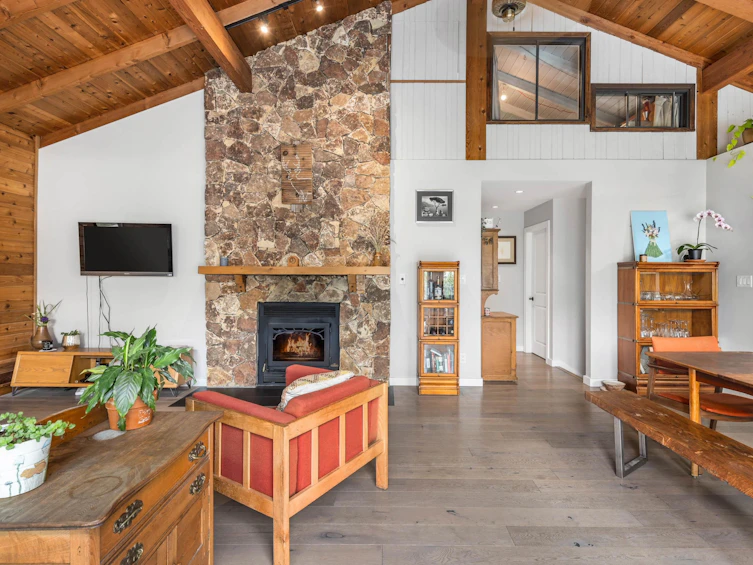 1553 Fraser Road, Pemberton, BC, V0N 2L0 - 3
