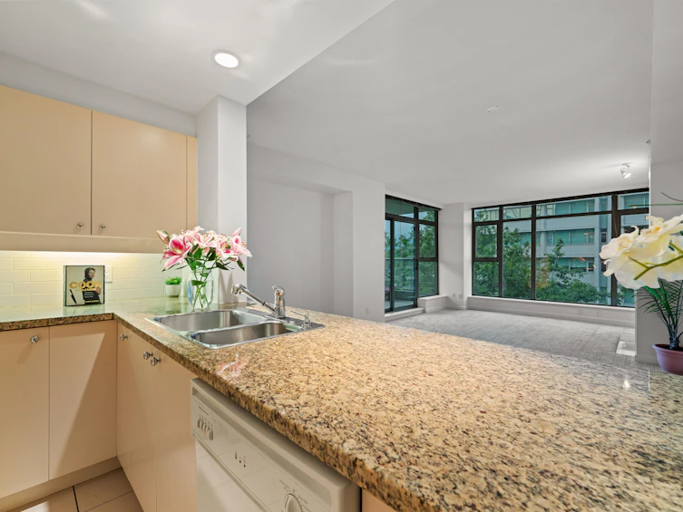 401-1790 Bayshore Drive, Vancouver, BC, V6G 3G5 - 13