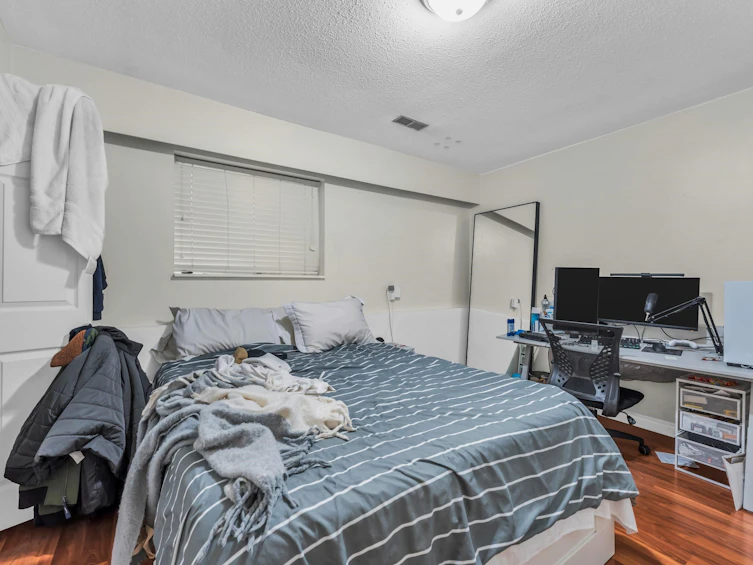 1237 E 64th Avenue, Vancouver, BC, V5X 2N8 - 32