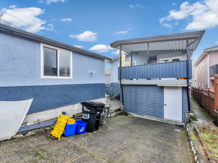 1237 E 64th Avenue, Vancouver, BC, V5X 2N8 - 21