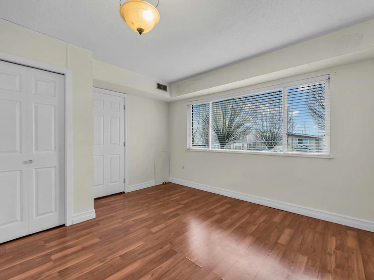 1237 E 64th Avenue, Vancouver, BC, V5X 2N8 - 28