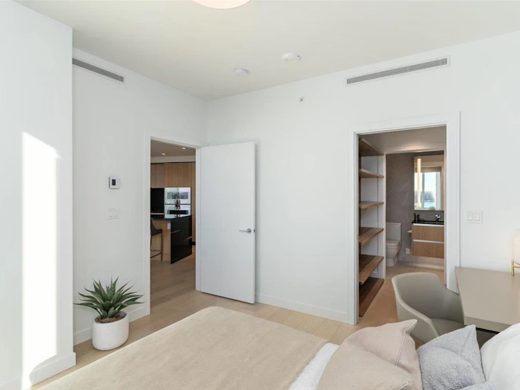 2405-1500 Fern Street, North Vancouver, BC, V7J 0E6 - 19