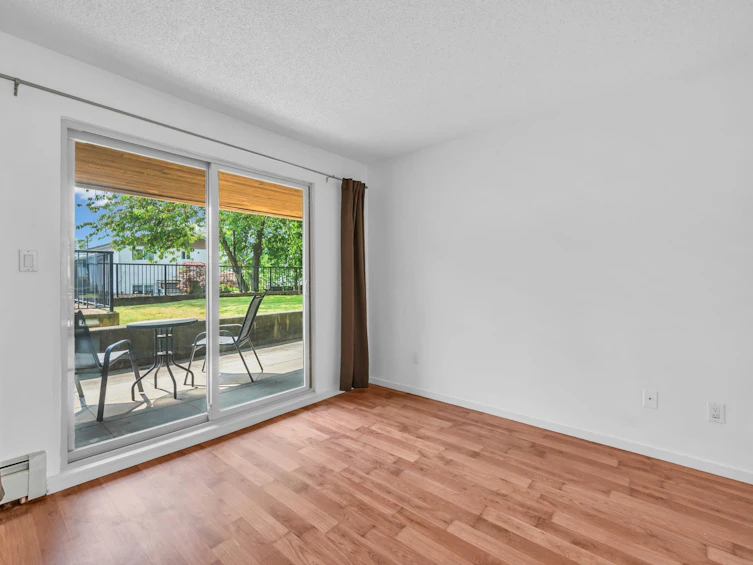 309-715 Royal Avenue, New Westminster, BC, V3M 5X4 - 23