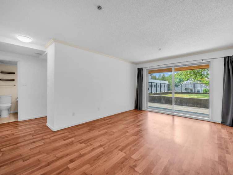 309-715 Royal Avenue, New Westminster, BC, V3M 5X4 - 4