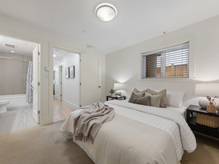 1963 W 13th Avenue, Vancouver, BC, V6J 2H5 - 9