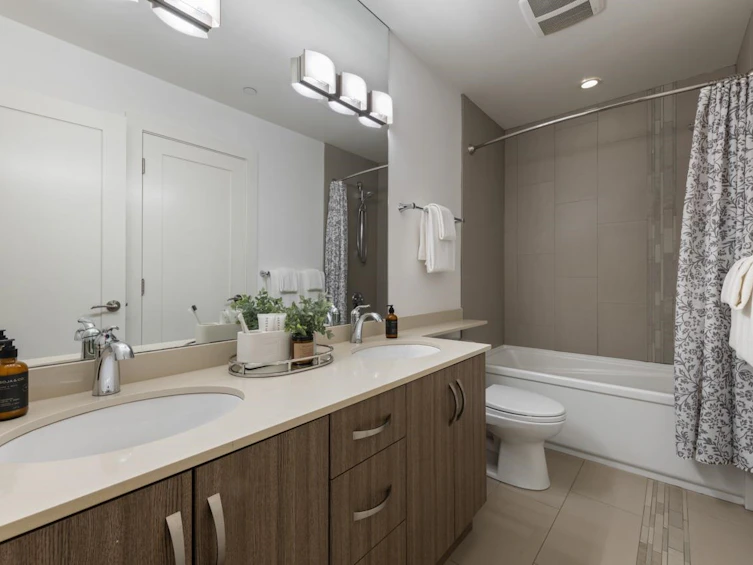 1963 W 13th Avenue, Vancouver, BC, V6J 2H5 - 10