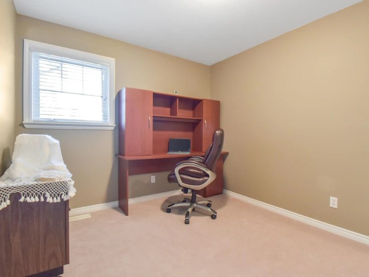 35106 Laburnum Avenue, Abbotsford, BC, V2S 8K3 - 18
