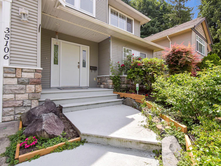 35106 Laburnum Avenue, Abbotsford, BC, V2S 8K3 - 7