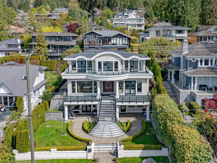 2623 Ottawa Avenue, West Vancouver, BC, V7V 2T6 - 33