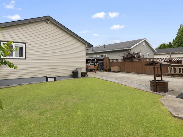 31573 Lombard Avenue, Abbotsford, BC, V2S 5W6 - 25
