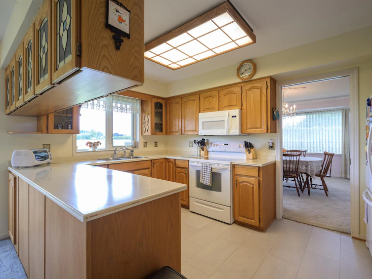 17531 Westminster Highway, Richmond, BC, V6V 1A9 - 14