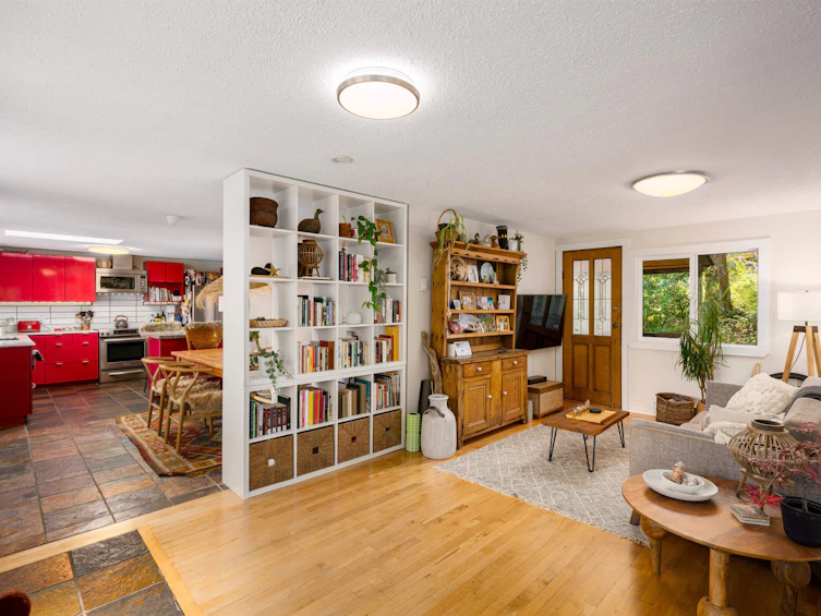 520 Collins Road, Bowen Island, BC, V0N 1G1 - 6