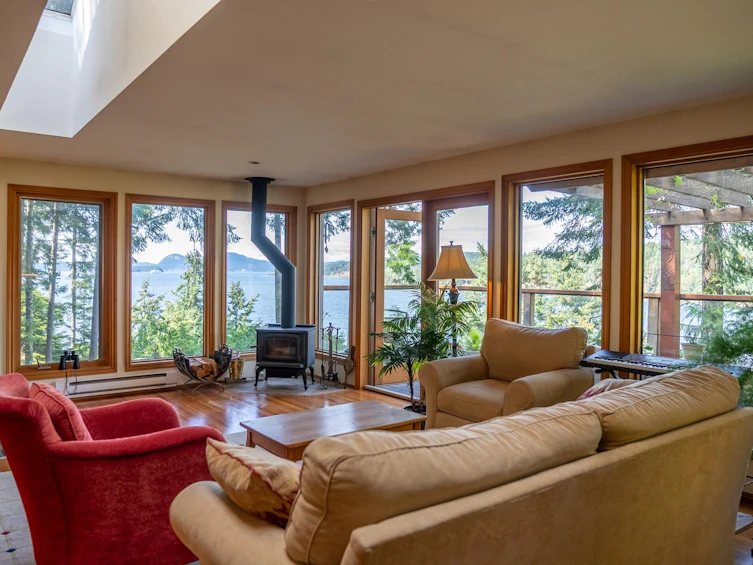1616 Schooner Way, Pender Island, BC, V0N 2M2 - 3