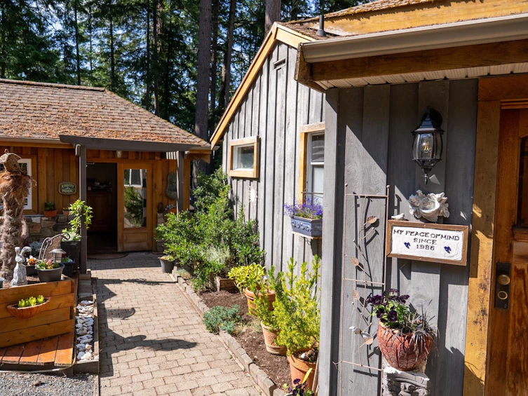 1616 Schooner Way, Pender Island, BC, V0N 2M2 - 36