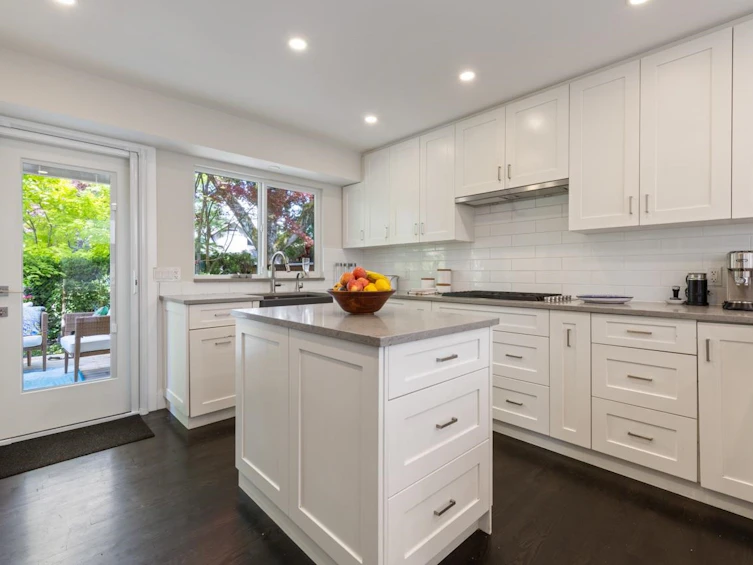 1876 W 11th Avenue, Vancouver, BC, V6J 2C5 - 8