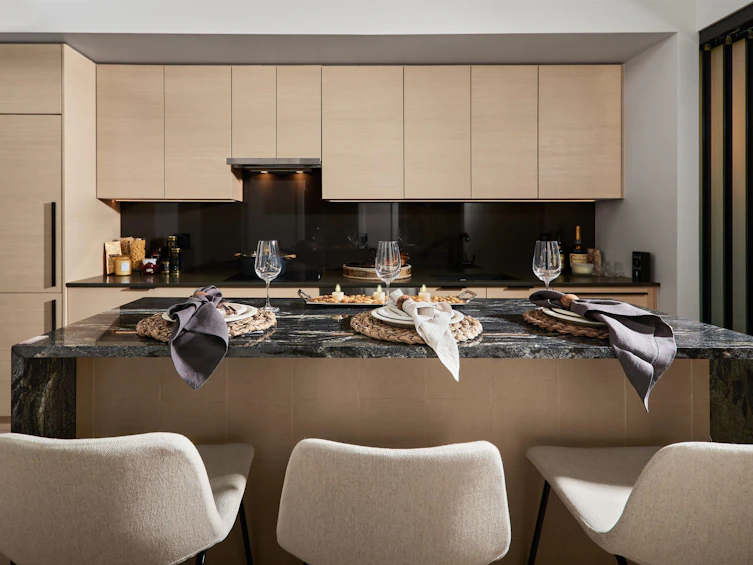 202-8030 Oak Street, Vancouver, BC, V6P 4A8 - 5
