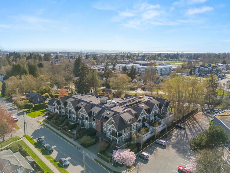 408-4689 52a Street, Delta, BC, V4K 2Y7 - 3