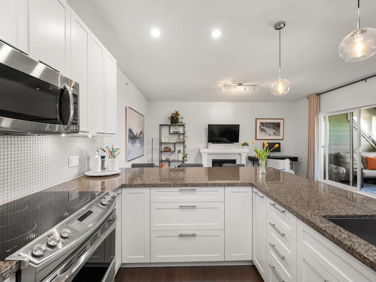 408-4689 52a Street, Delta, BC, V4K 2Y7 - 7
