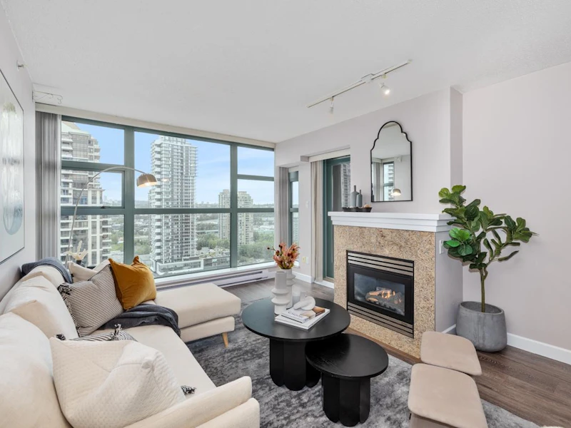1705 - 4388 Buchanan Street, Burnaby BC V5C 6R8