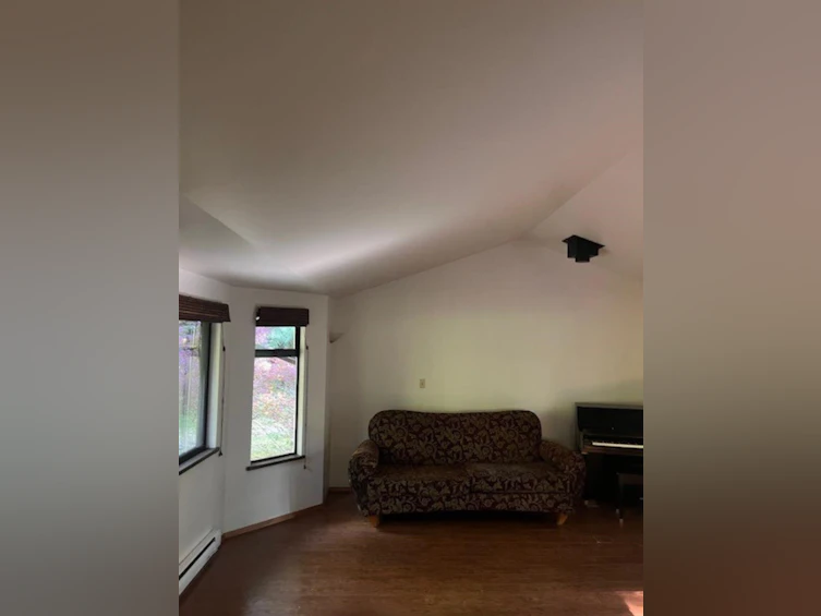 980 Woodley Road, Roberts Creek, BC, V0N 2W4 - 6