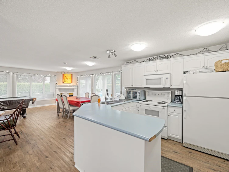 302-17727 58 Avenue, Surrey, BC, V3S 1L5 - 37