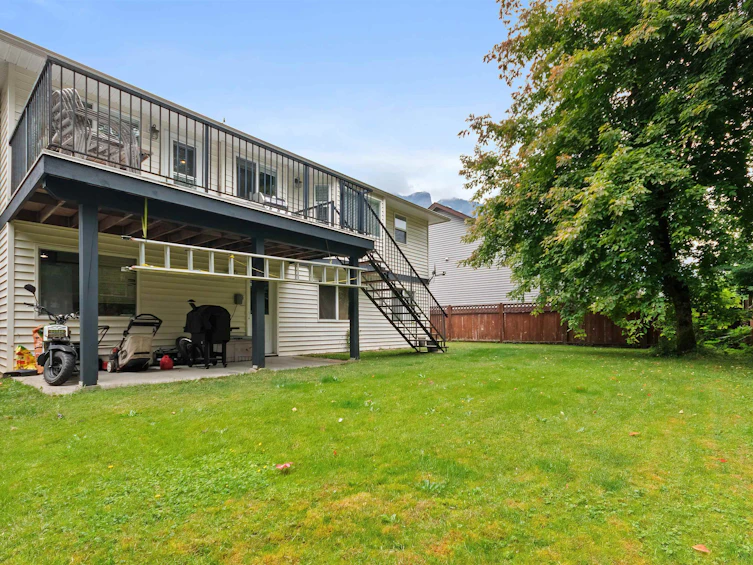 65886 Park Avenue, Hope, BC, V0X 1L1 - 24