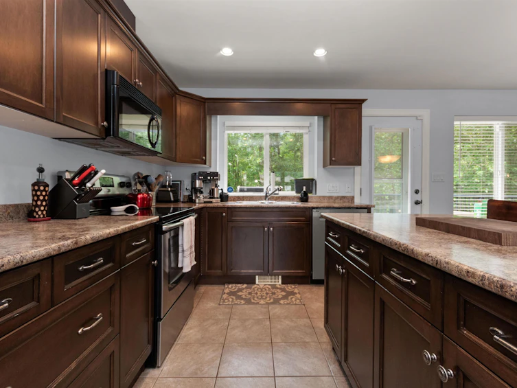 65886 Park Avenue, Hope, BC, V0X 1L1 - 3
