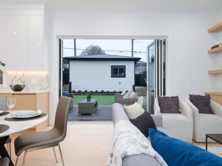 2-2750 E 5th Avenue, Vancouver, BC, V5M 1N2 - 6