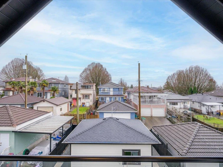 2-2750 E 5th Avenue, Vancouver, BC, V5M 1N2 - 23