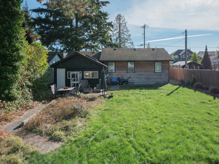 716/718 Hillcrest Road, Gibsons, BC, V0N 1V9 - 18