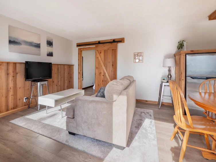 716/718 Hillcrest Road, Gibsons, BC, V0N 1V9 - 6