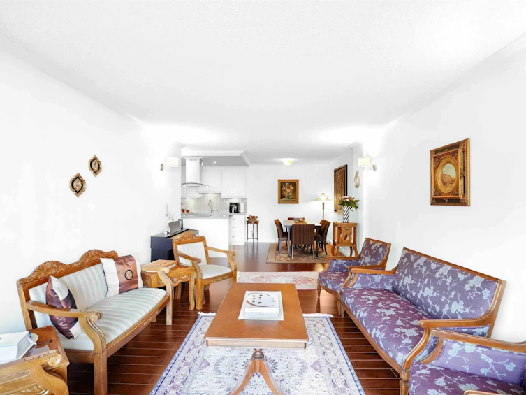 306-2020 Fullerton Avenue, North Vancouver, BC, V7P 3G3 - 3