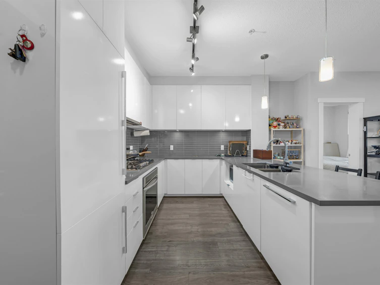 508-9399 Alexandra Road, Richmond, BC, V6X 0L7 - 2