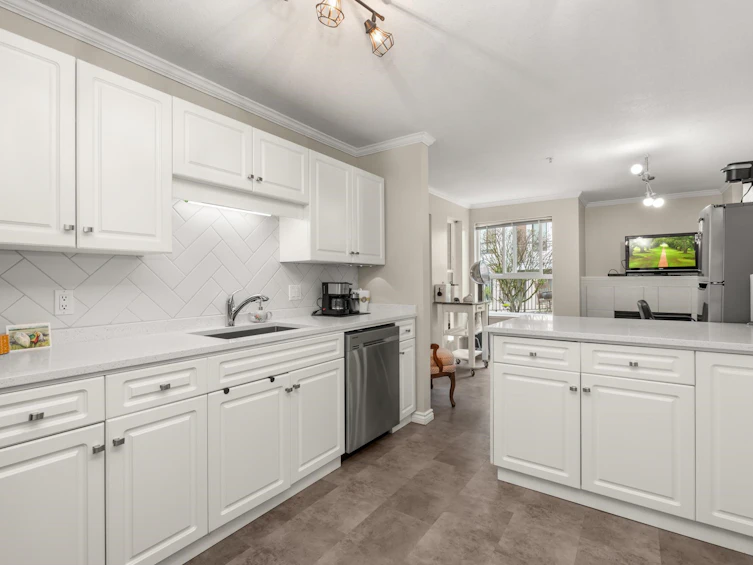 102-3176 Gladwin Road, Abbotsford, BC, V2T 6R7 - 15