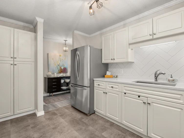 102-3176 Gladwin Road, Abbotsford, BC, V2T 6R7 - 17