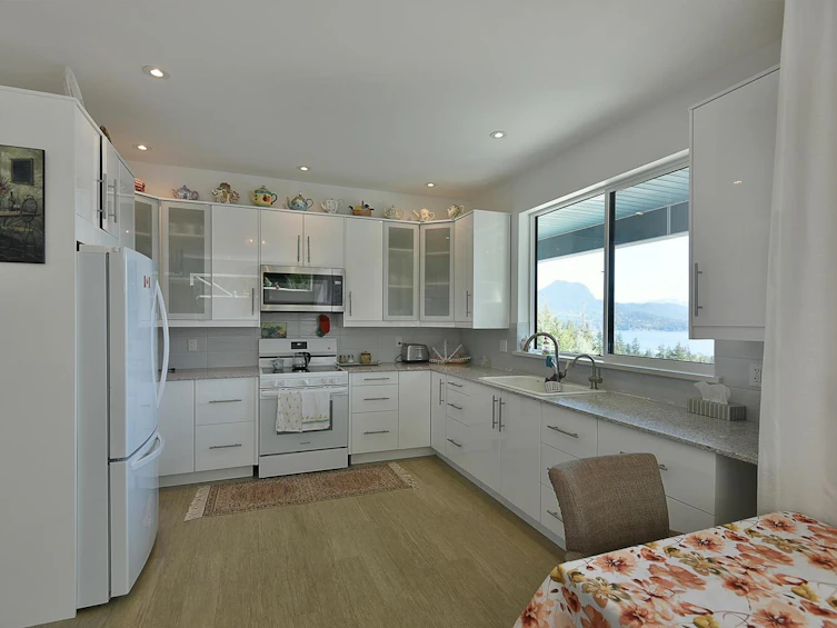 1242 St Andrews Road, Gibsons, BC, V0N 1V1 - 33